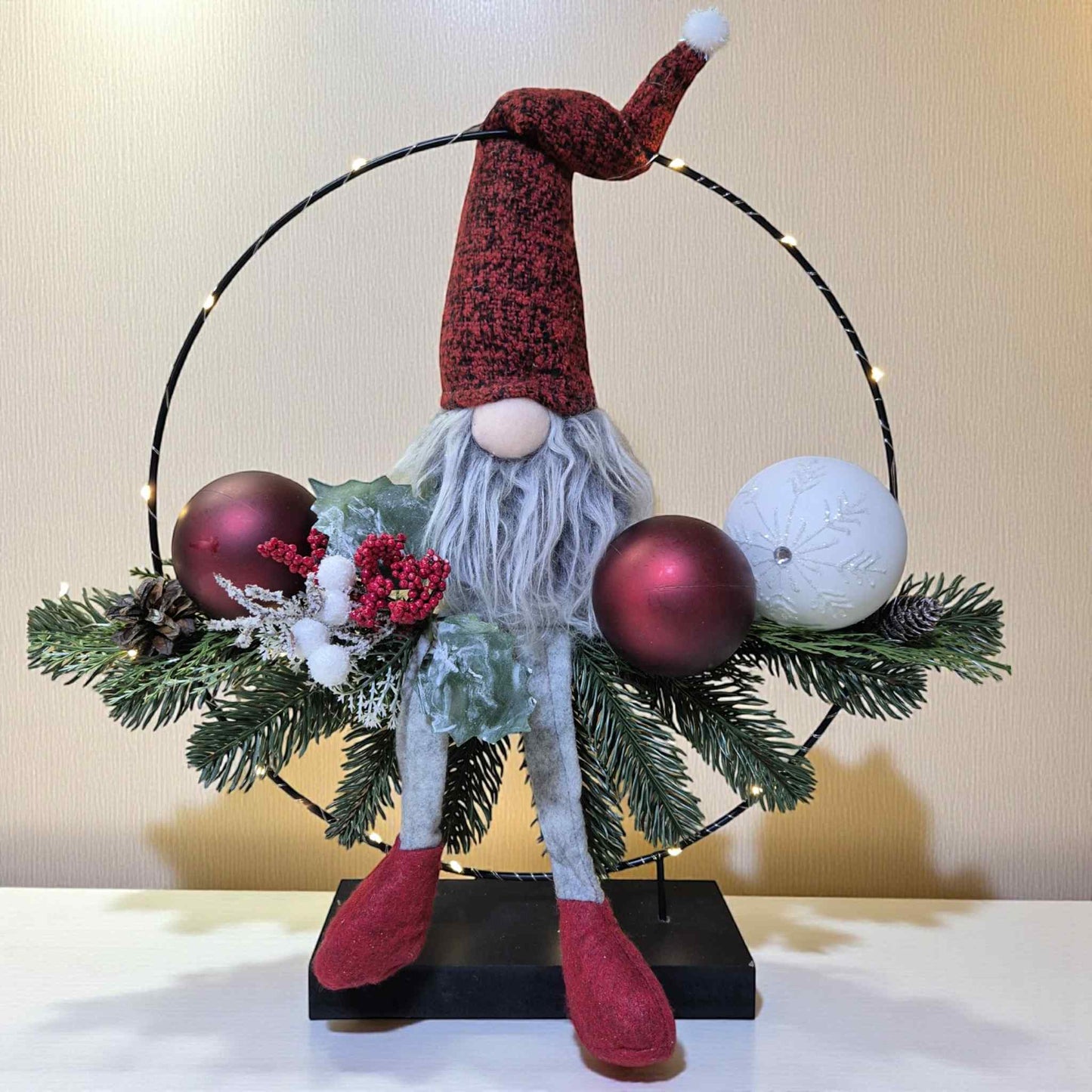 Decorațiune de masă de Crăciun cu spiriduș drăguț